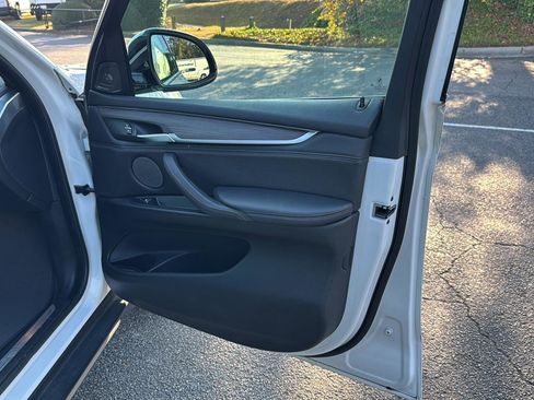 Used 2017 BMW X5 xDrive35i image 12