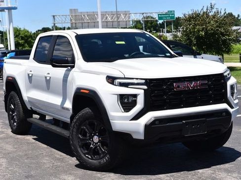 Used 2024 GMC Canyon Elevation w/ Elevation Premium Package AWD/4WD image 2
