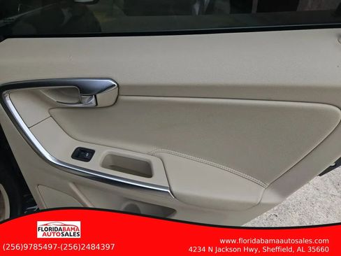 Used 2015 Volvo XC60 T5 Platinum FWD image 7