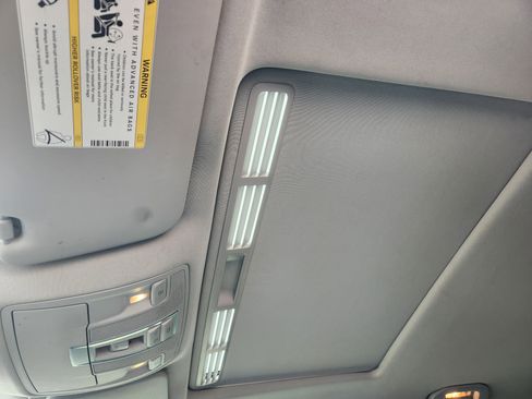 Used 2015 Mercedes-Benz ML 350 2WD image 25