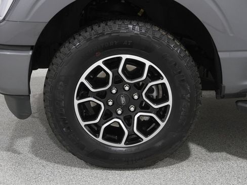 Certified 2022 Ford F150 XLT w/ Equipment Group 302A High image 26