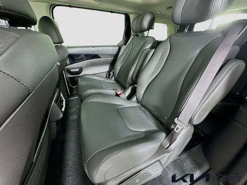 New 2026 Kia Carnival SX Prestige FWD image 14