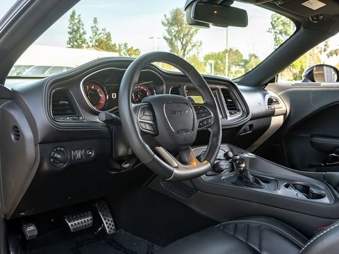 Used 2023 Dodge Challenger SRT Hellcat RWD image 8