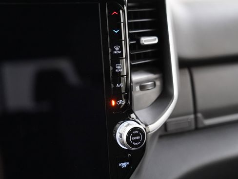 Used 2025 RAM 1500 Big Horn image 28