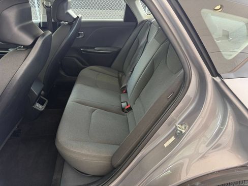 Used 2025 Kia K4 FWD image 24