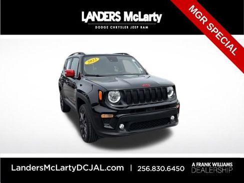 Used 2023 Jeep Renegade Latitude w/ Sun/Sound Group AWD/4WD image 1