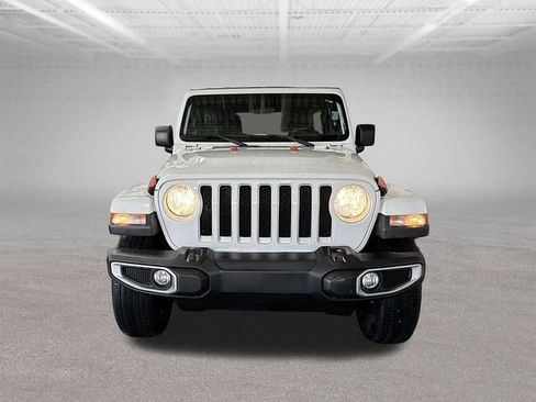 Used 2020 Jeep Wrangler Unlimited Sahara AWD/4WD image 4