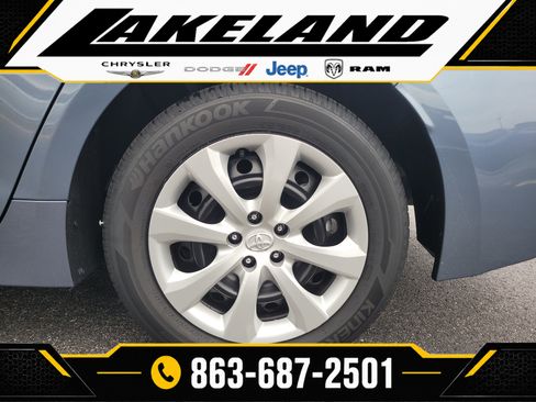 Used 2026 Toyota Corolla LE FWD image 8