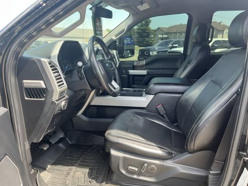 Used 2017 Ford F250 Lariat w/ Lariat Value Package AWD/4WD image 23
