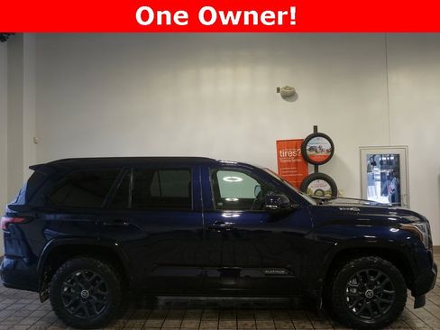 Used 2024 Toyota Sequoia Platinum image 2