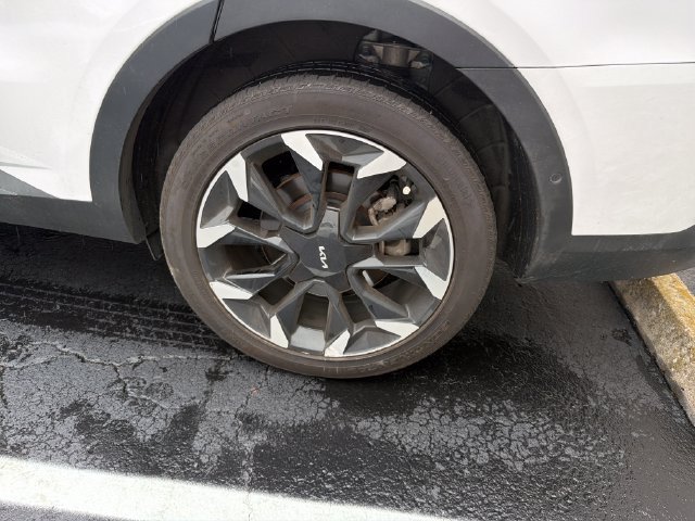 Used 2024 Kia Sorento SX FWD image 26