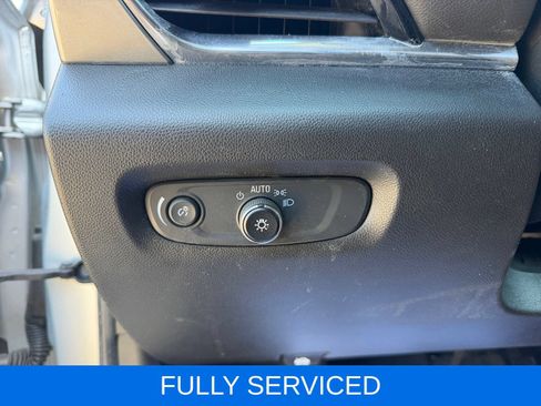 Used 2020 Chevrolet Traverse LS AWD/4WD image 17