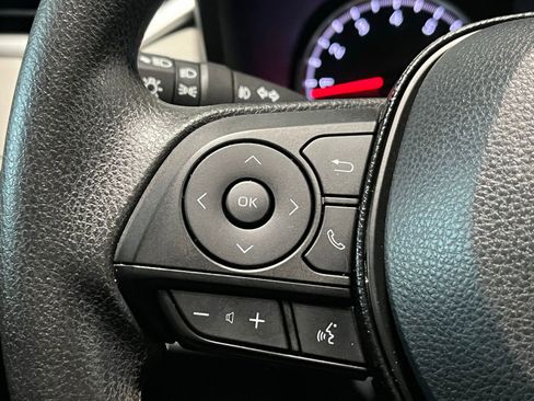 Used 2020 Toyota RAV4 XLE w/ All Weather Liner Package image 31