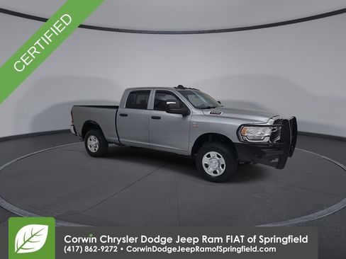 Used 2024 RAM 2500 Tradesman w/ Chrome Appearance Group AWD/4WD image 2