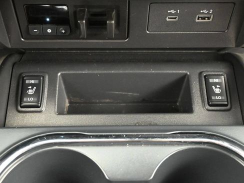 Used 2024 Nissan Titan SV w/ SV Convenience Package AWD/4WD image 28