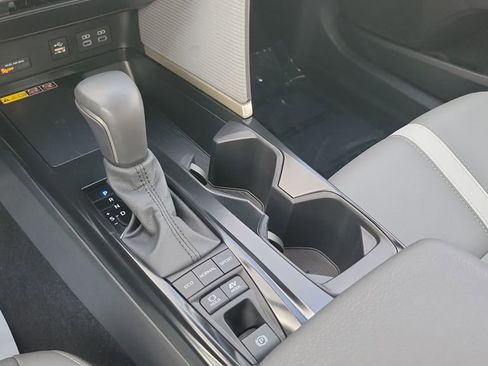 Certified 2025 Toyota Camry SE image 18