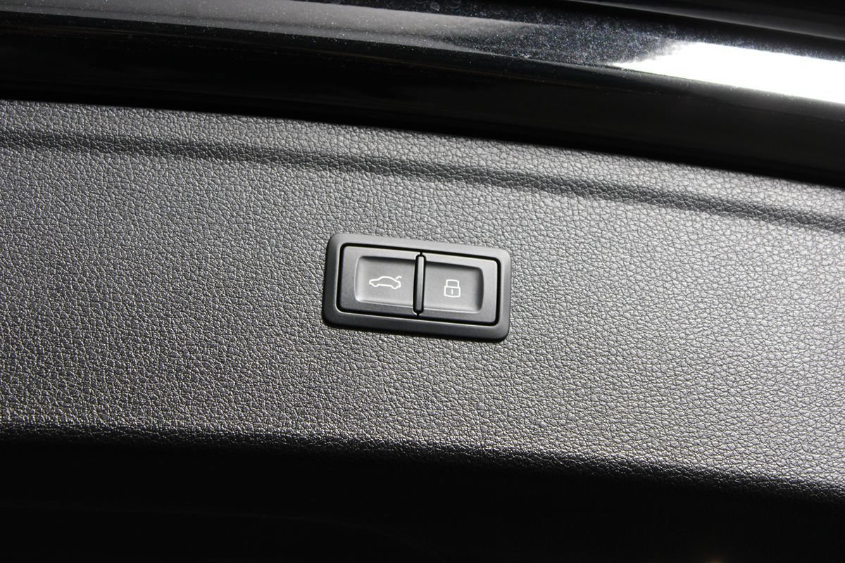 Used 2023 Audi Q5 2.0T Premium AWD/4WD image 38