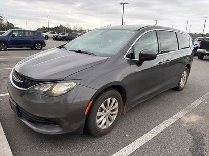 Used 2017 Chrysler Pacifica Touring w/ Tire & Wheel Group