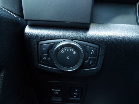 Used 2015 Ford F150 XLT w/ Equipment Group 301A Mid RWD image 19