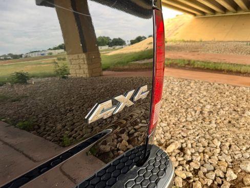 Used 2015 RAM 1500 Lone Star AWD/4WD image 22