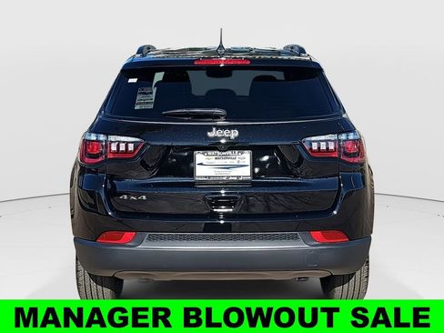New 2026 Jeep Compass Latitude AWD/4WD image 4