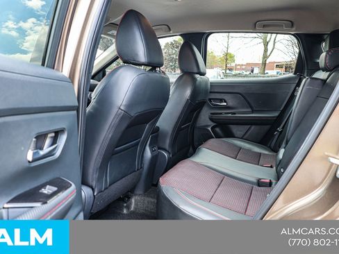 Used 2025 Nissan Kicks SR FWD image 19