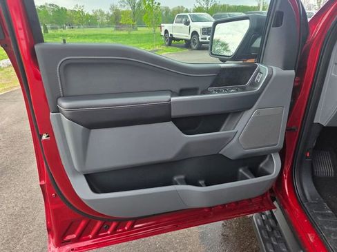 Used 2025 Ford F150 Lightning Flash AWD/4WD image 20
