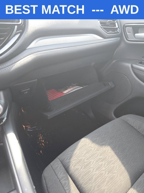 Used 2024 Dodge Durango SXT AWD/4WD image 19