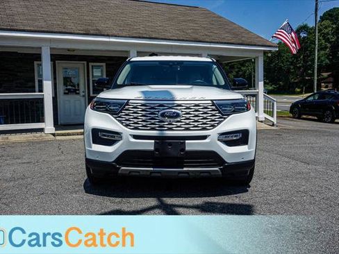 Used 2022 Ford Explorer Limited w/ Equipment Group 301A RWD image 11