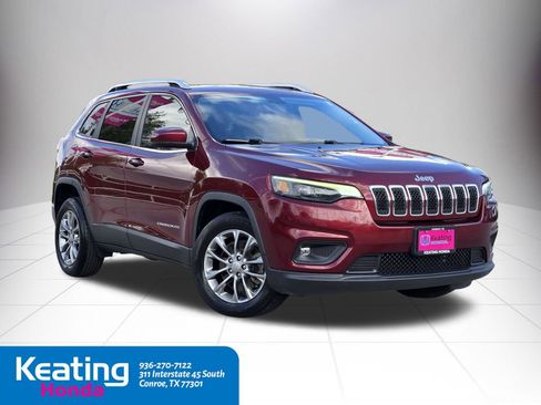 Used 2020 Jeep Cherokee Latitude Plus image 3