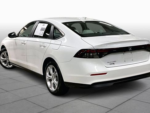 Used 2025 Honda Accord LX image 12