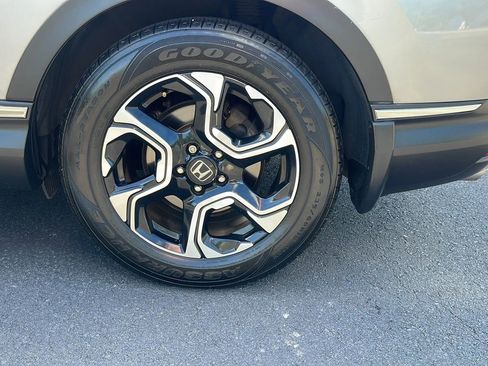 Used 2018 Honda CR-V Touring image 22