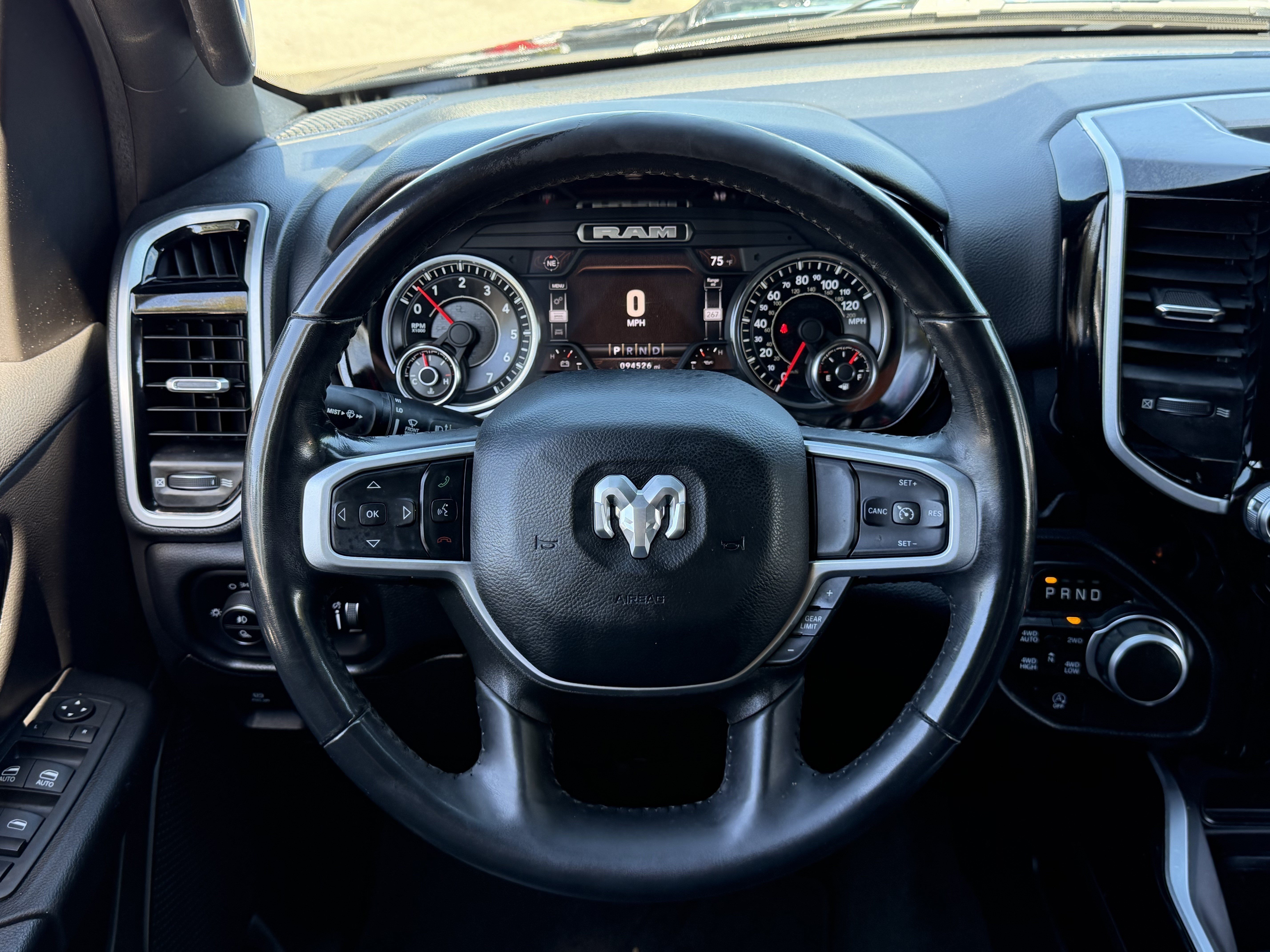 Used 2022 RAM 1500 Big Horn AWD/4WD image 17