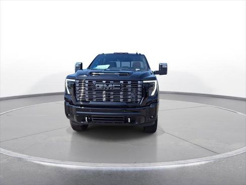 Used 2025 GMC Sierra 3500 Denali Ultimate image 3