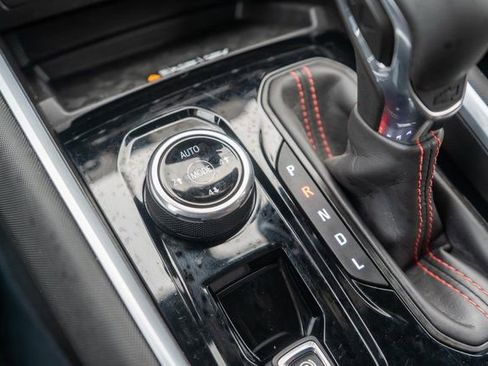 Used 2025 Chevrolet Colorado Z71 image 31