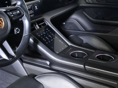 Certified 2022 Porsche Taycan GTS AWD/4WD image 21