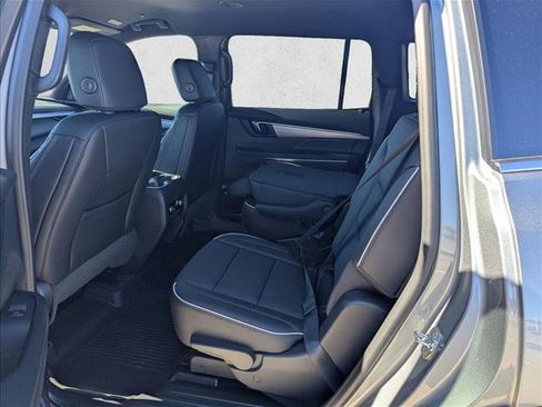 New 2026 Buick Enclave Preferred w/ LPO, Floor Liner Package image 17