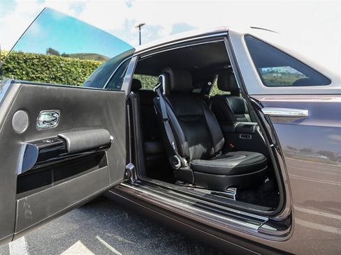 Used 2010 Rolls-Royce Phantom Coupe RWD image 23