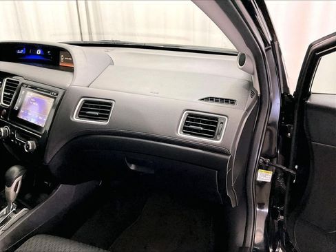 Used 2015 Honda Civic SE image 13