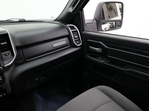 Used 2024 RAM 2500 Big Horn w/ Off Road Package AWD/4WD image 35