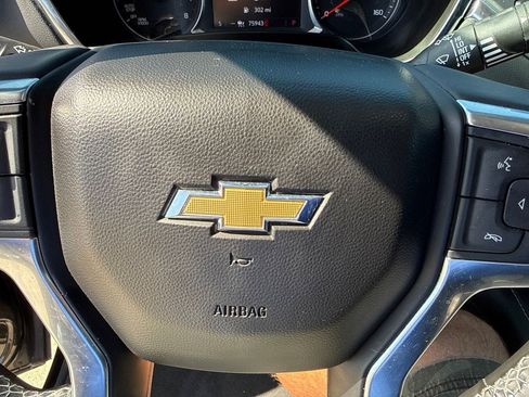 Used 2024 Chevrolet Blazer LT w/ Sound & Technology Package FWD image 27