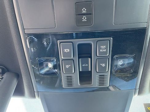 New 2024 Volkswagen Tiguan SE R-Line image 20