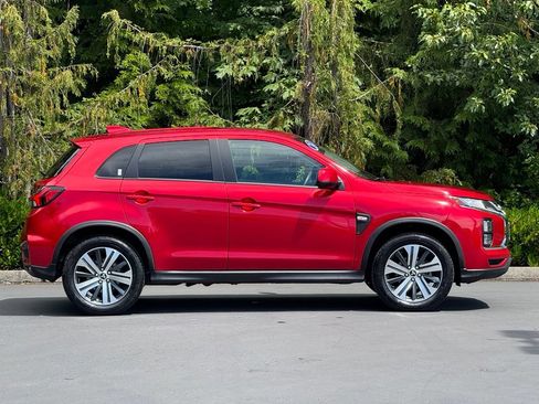 Used 2024 Mitsubishi Outlander Sport ES AWD/4WD image 34