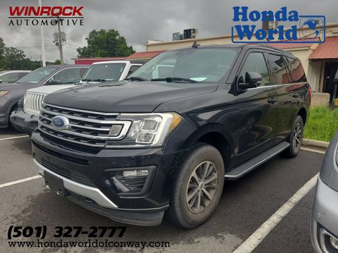 Used 2018 Ford Expedition XLT w/ Equipment Group 202A AWD/4WD image 1