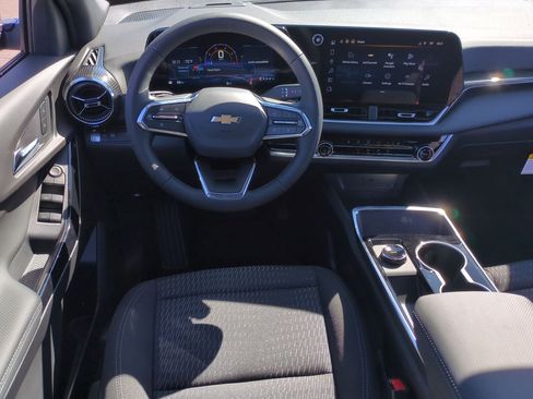 New 2026 Chevrolet Equinox LT image 20