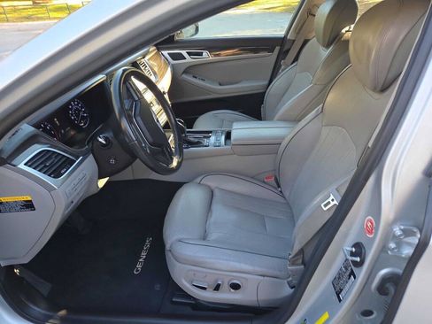 Used 2015 Hyundai Genesis 3.8 w/ Option Group 03 RWD image 18