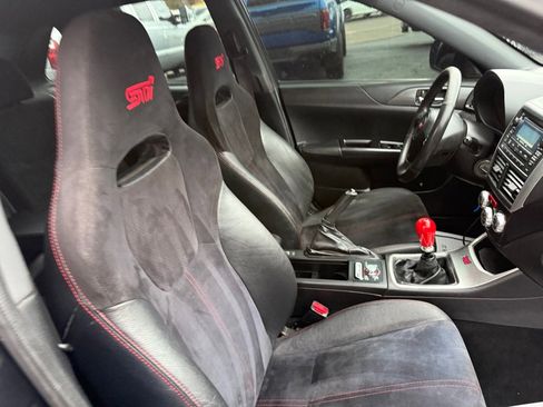 Used 2011 Subaru Impreza WRX STI image 40