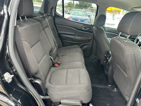 Used 2017 GMC Acadia SLE w/ LPO, Floor Liner Package image 23