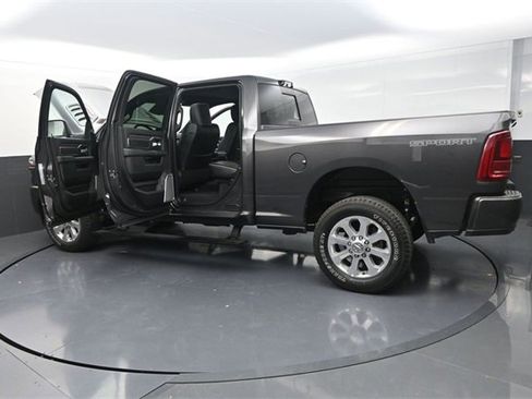 New 2025 RAM 2500 Laramie image 29