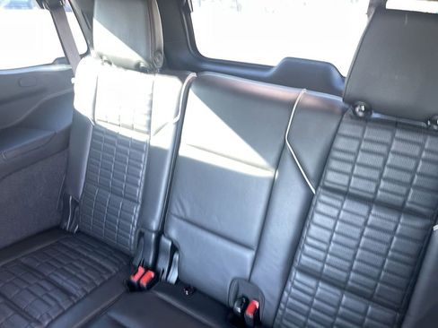 Used 2021 Cadillac Escalade Premium Luxury Platinum image 28